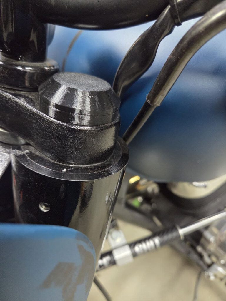 Suzuki LS650 Savage Telegabel Caps Set